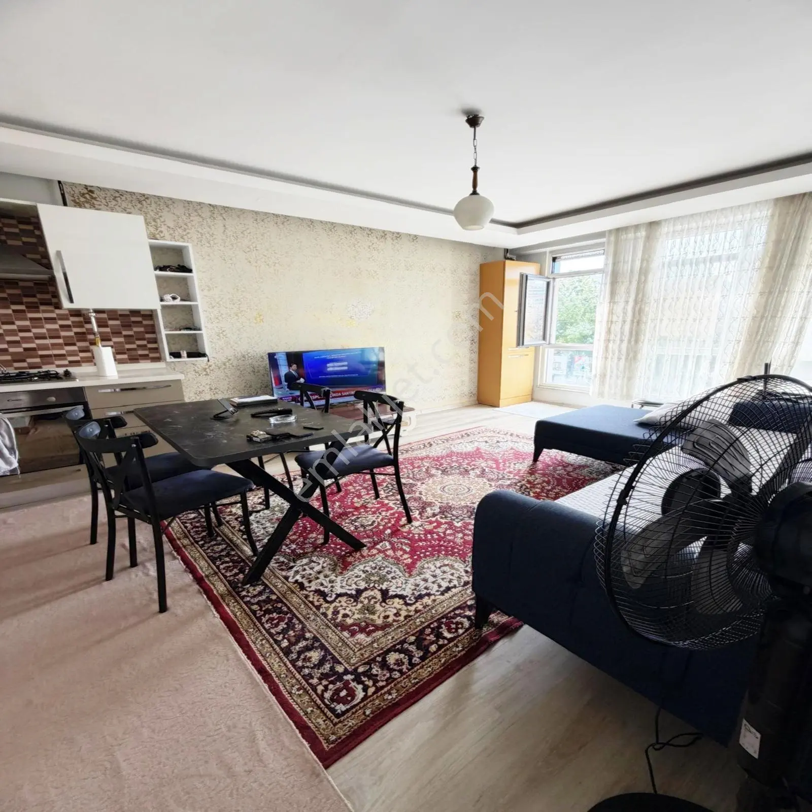 Alçak Katlı Site İçi 1+1 Kat Kat Mülkiyetli Satılık Daire — fotoğraf 3