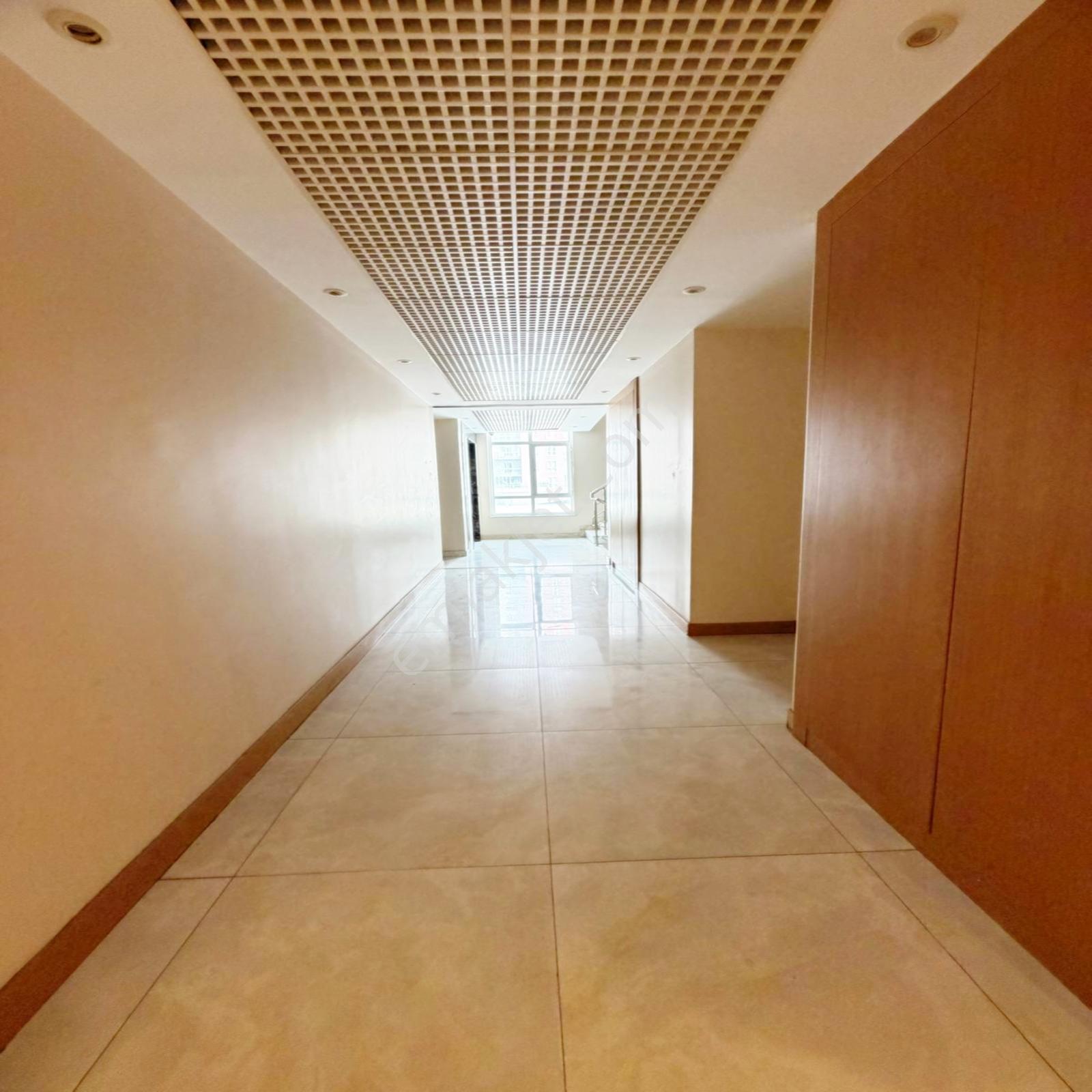 Alçak Katlı Site İçi 1+1 Kat Kat Mülkiyetli Satılık Daire — fotoğraf 12