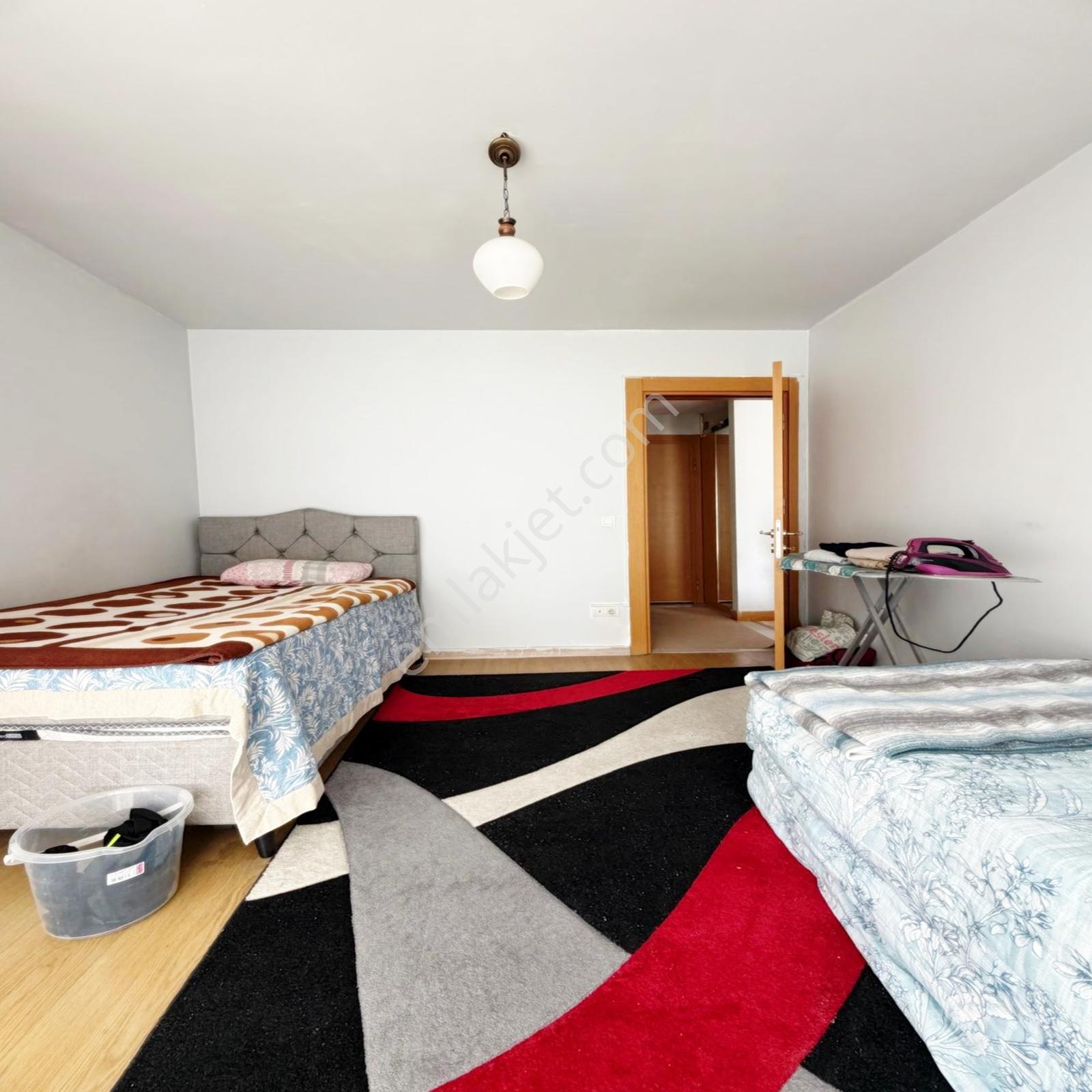 Alçak Katlı Site İçi 1+1 Kat Kat Mülkiyetli Satılık Daire — fotoğraf 21