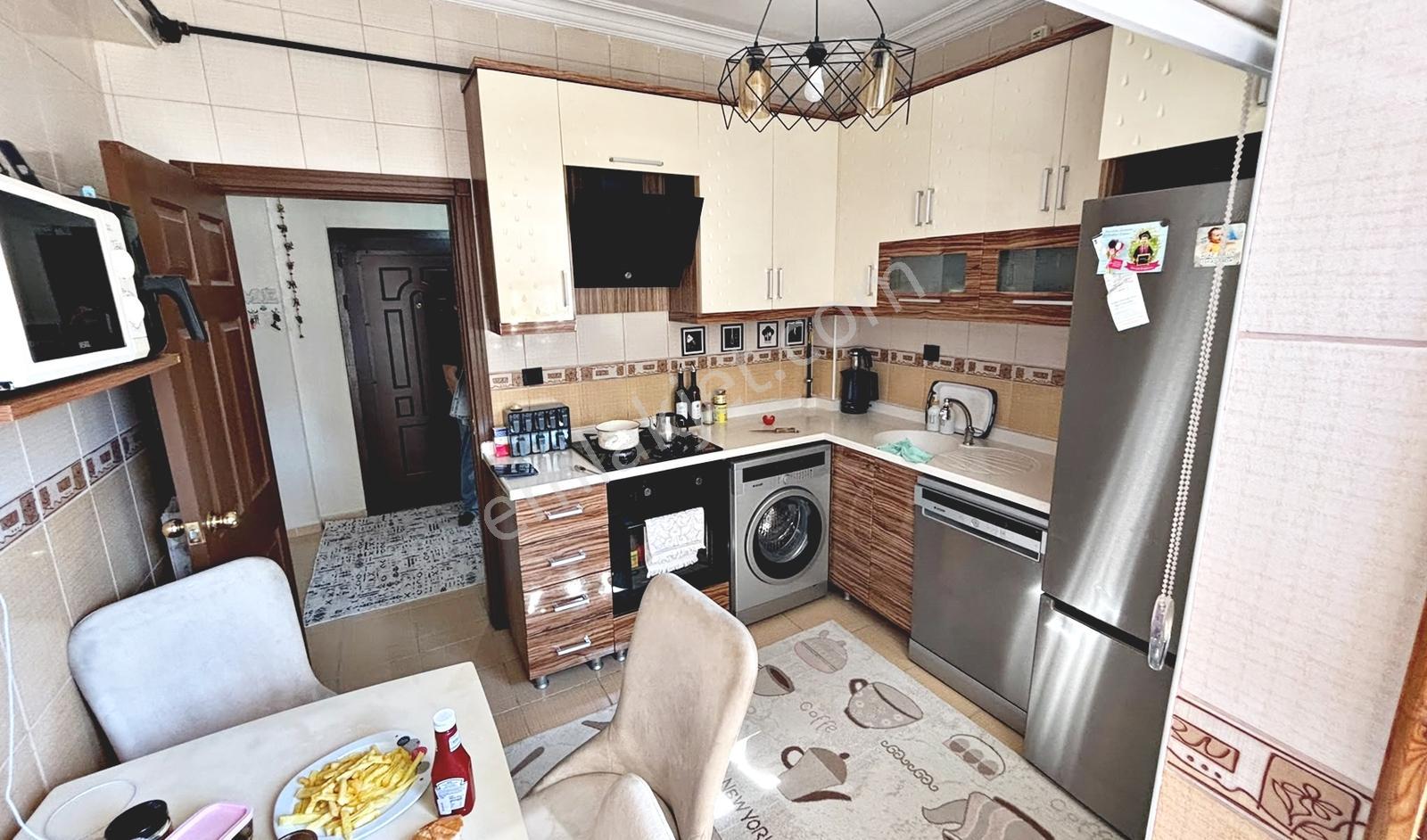 Osmangazi'de Cadde Yakını Katta Asansörlü Ön Cephe 3+1 Daire — fotoğraf 3