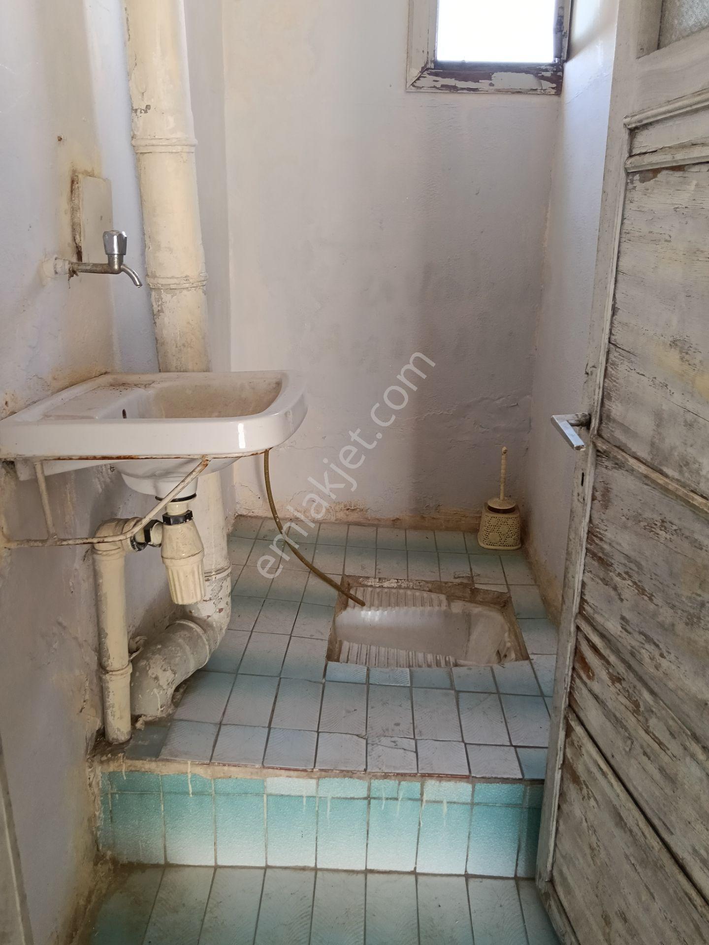 Tarsus Mithatpaşa Da Satılık Kat Mülkiyetli 3.kat 130 M2,2+1 Kelepir — fotoğraf 7