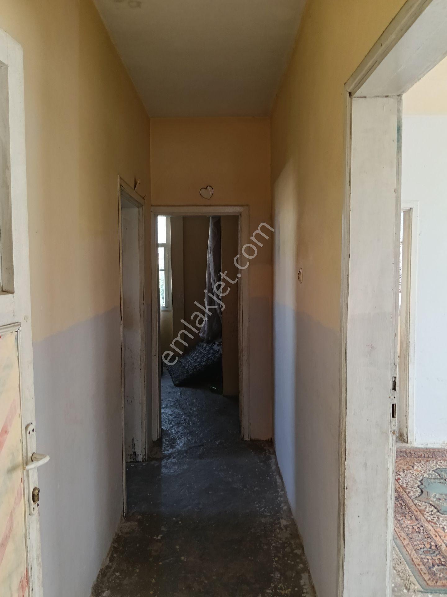 Tarsus Mithatpaşa Da Satılık Kat Mülkiyetli 3.kat 130 M2,2+1 Kelepir — fotoğraf 13