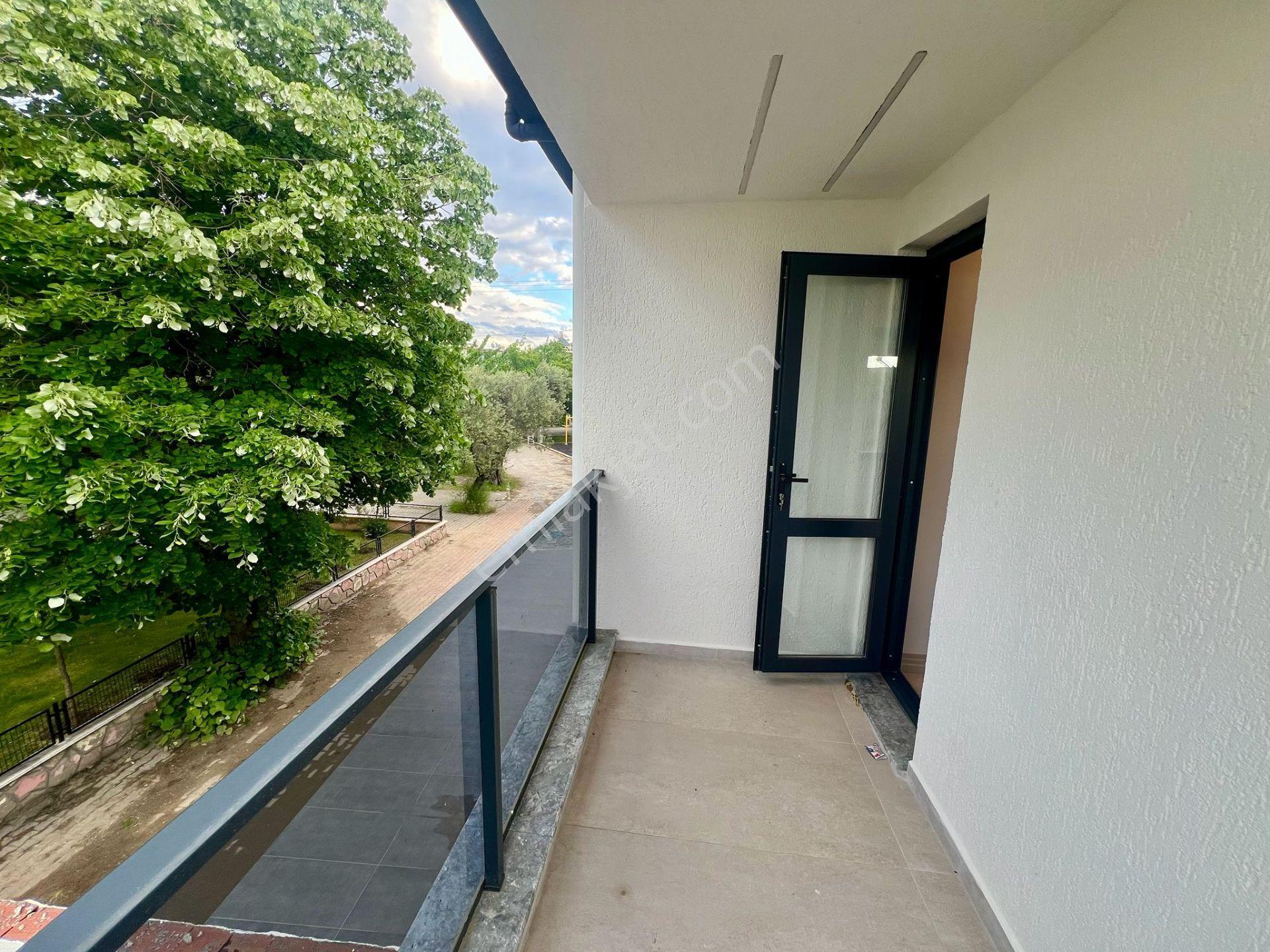 Müstakil Tadında Denize 100 Metre 2+1 Daire — fotoğraf 22