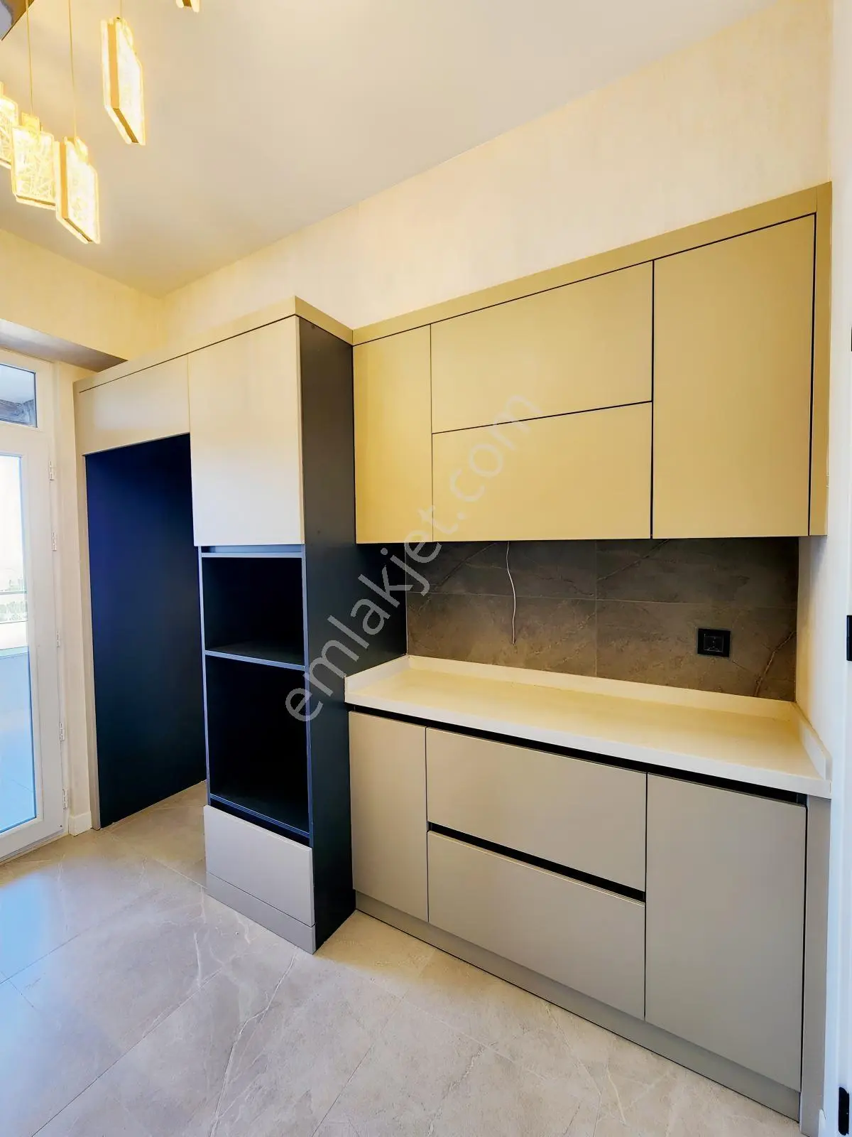 Yüksel Şahin Den S.eyyubi De 2,5+1 Memur Kiracılı Bakımlı Daire — fotoğraf 8