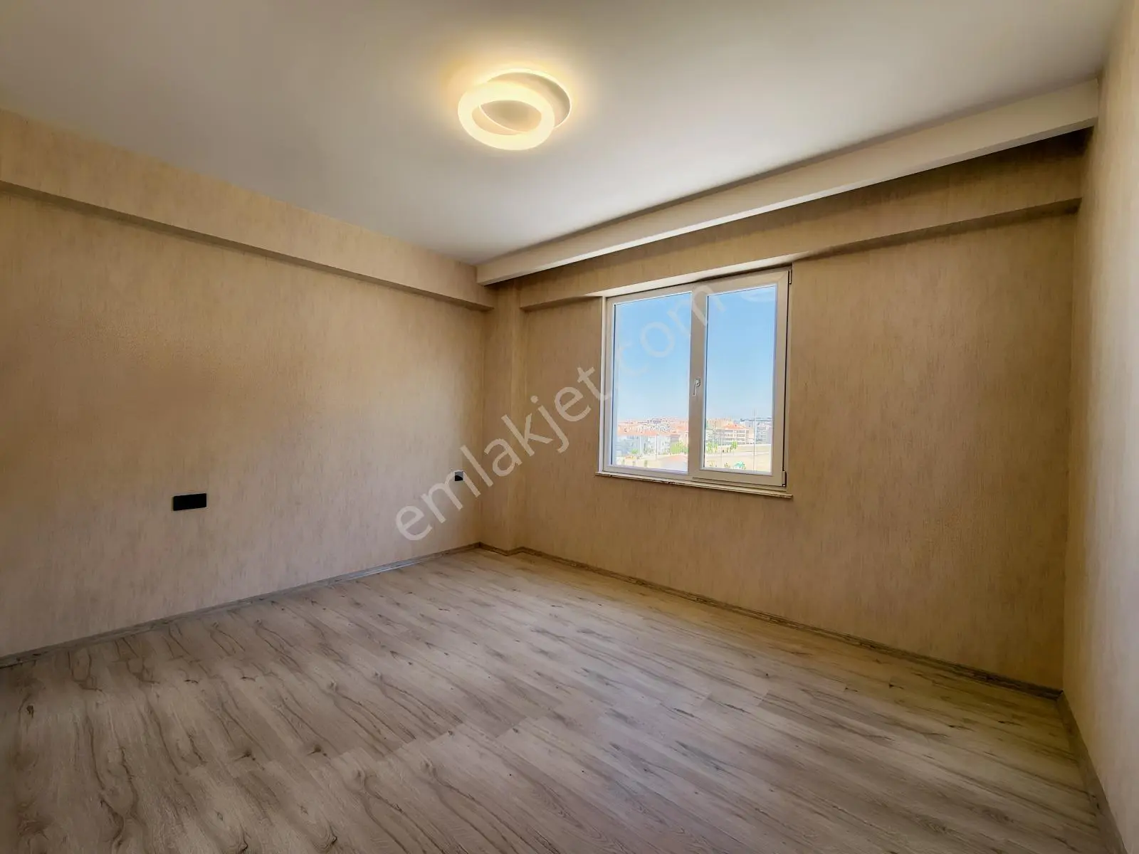 Yüksel Şahin Den S.eyyubi De 2,5+1 Memur Kiracılı Bakımlı Daire — fotoğraf 16