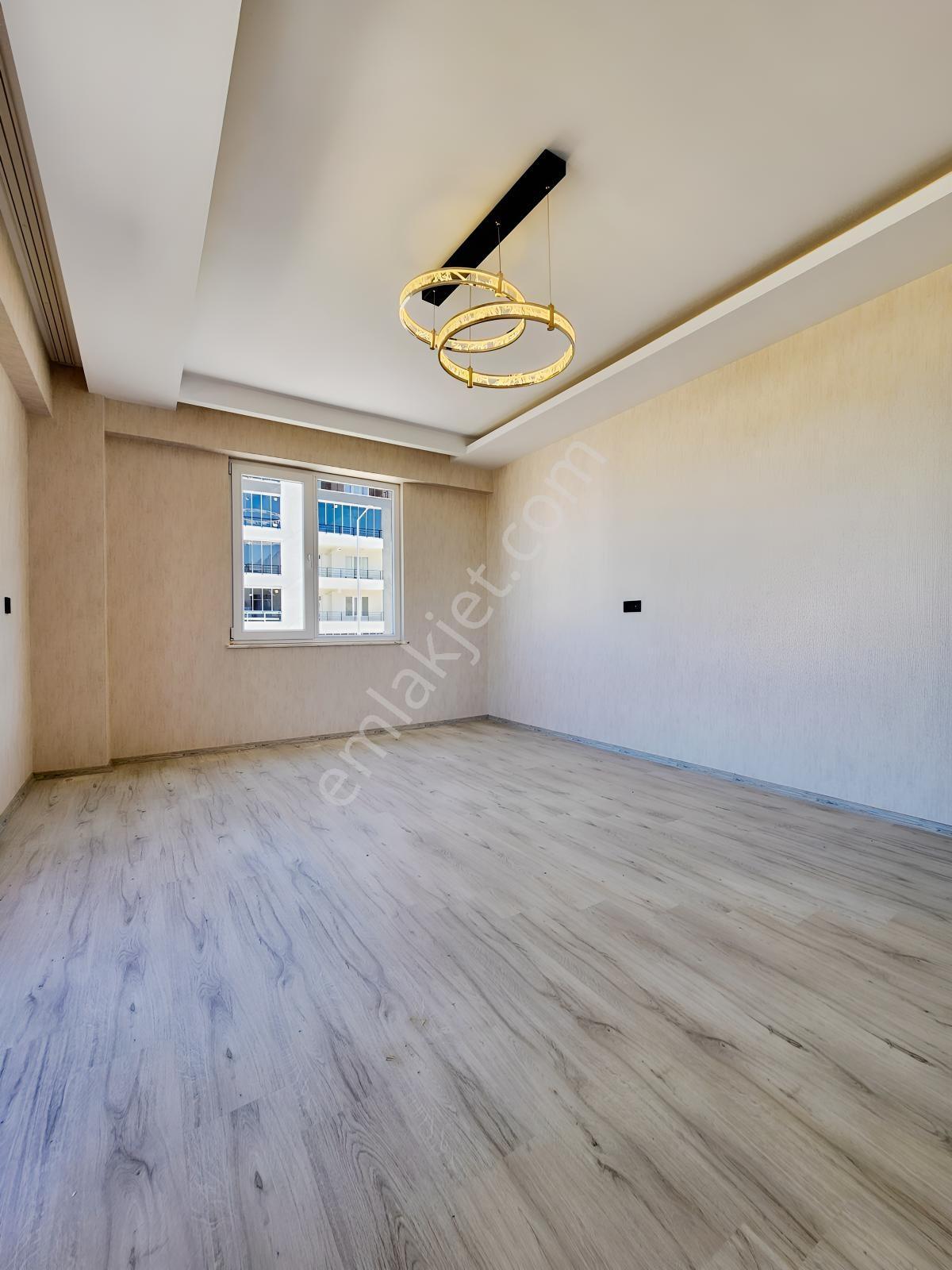 Yüksel Şahin Den S.eyyubi De 2,5+1 Memur Kiracılı Bakımlı Daire — fotoğraf 18