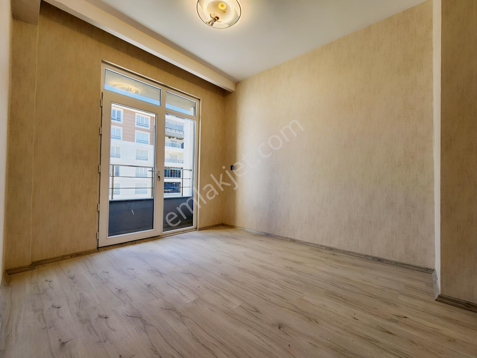 Yüksel Şahin Den S.eyyubi De 2,5+1 Memur Kiracılı Bakımlı Daire — fotoğraf 21