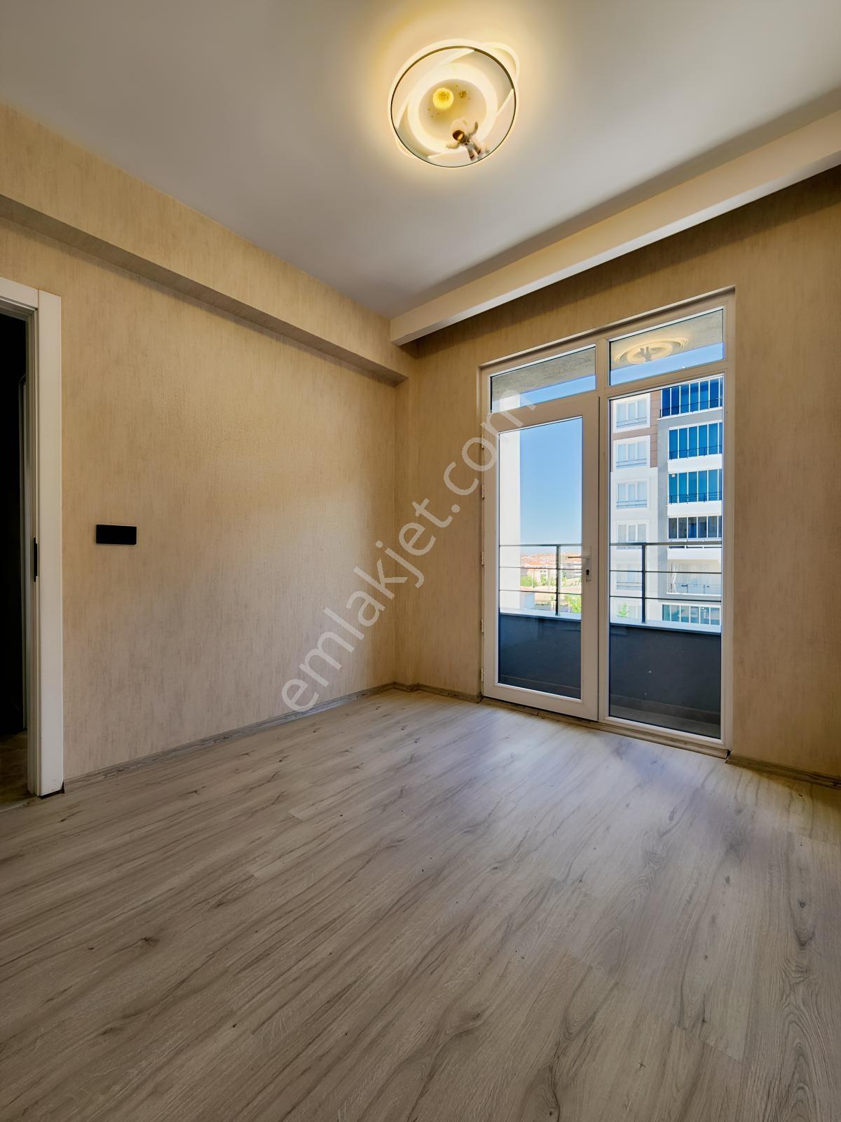 Yüksel Şahin Den S.eyyubi De 2,5+1 Memur Kiracılı Bakımlı Daire — fotoğraf 23