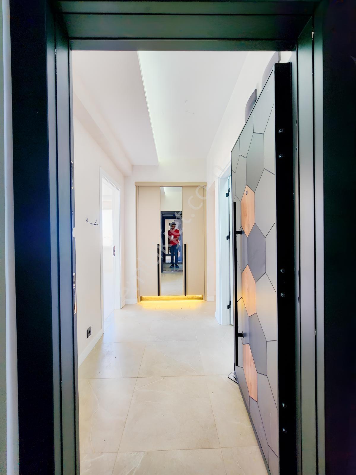 Yüksel Şahin Den S.eyyubi De 2,5+1 Memur Kiracılı Bakımlı Daire — fotoğraf 32