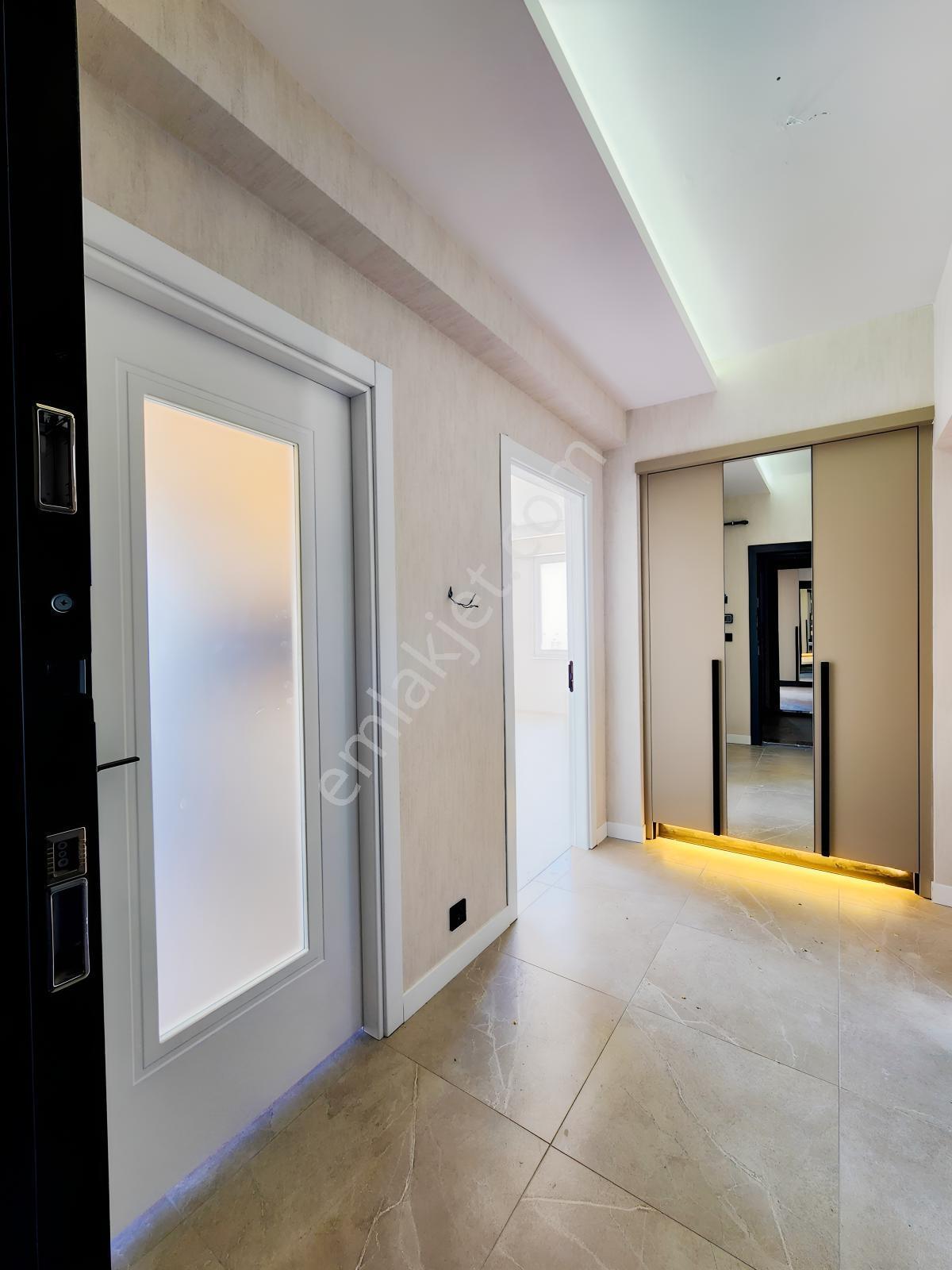 Yüksel Şahin Den S.eyyubi De 2,5+1 Memur Kiracılı Bakımlı Daire — fotoğraf 33