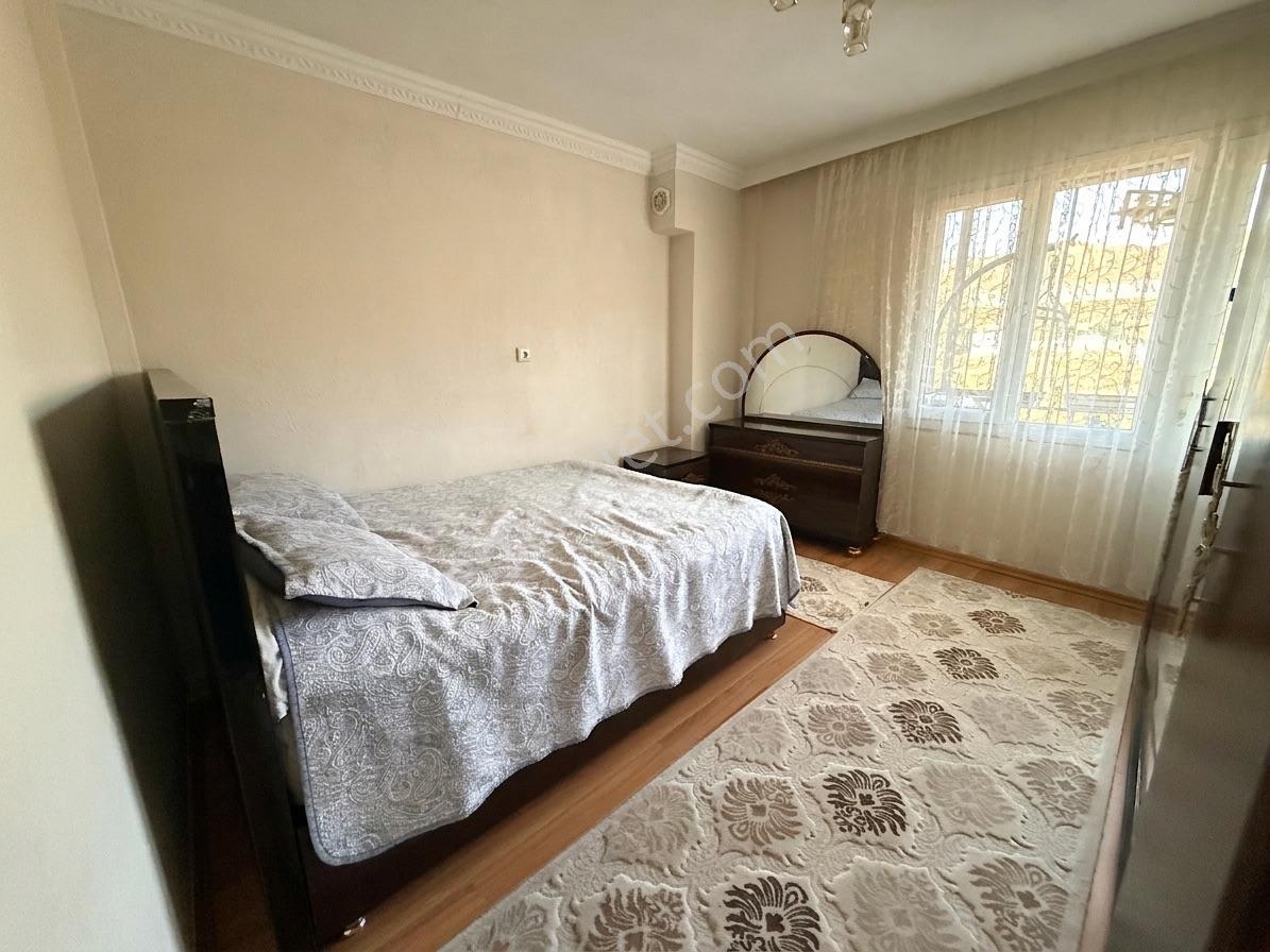 Menemen Kemal Atatürk Mahallesi'nde Tadilatlı 3+1 Satılık Daire — fotoğraf 6