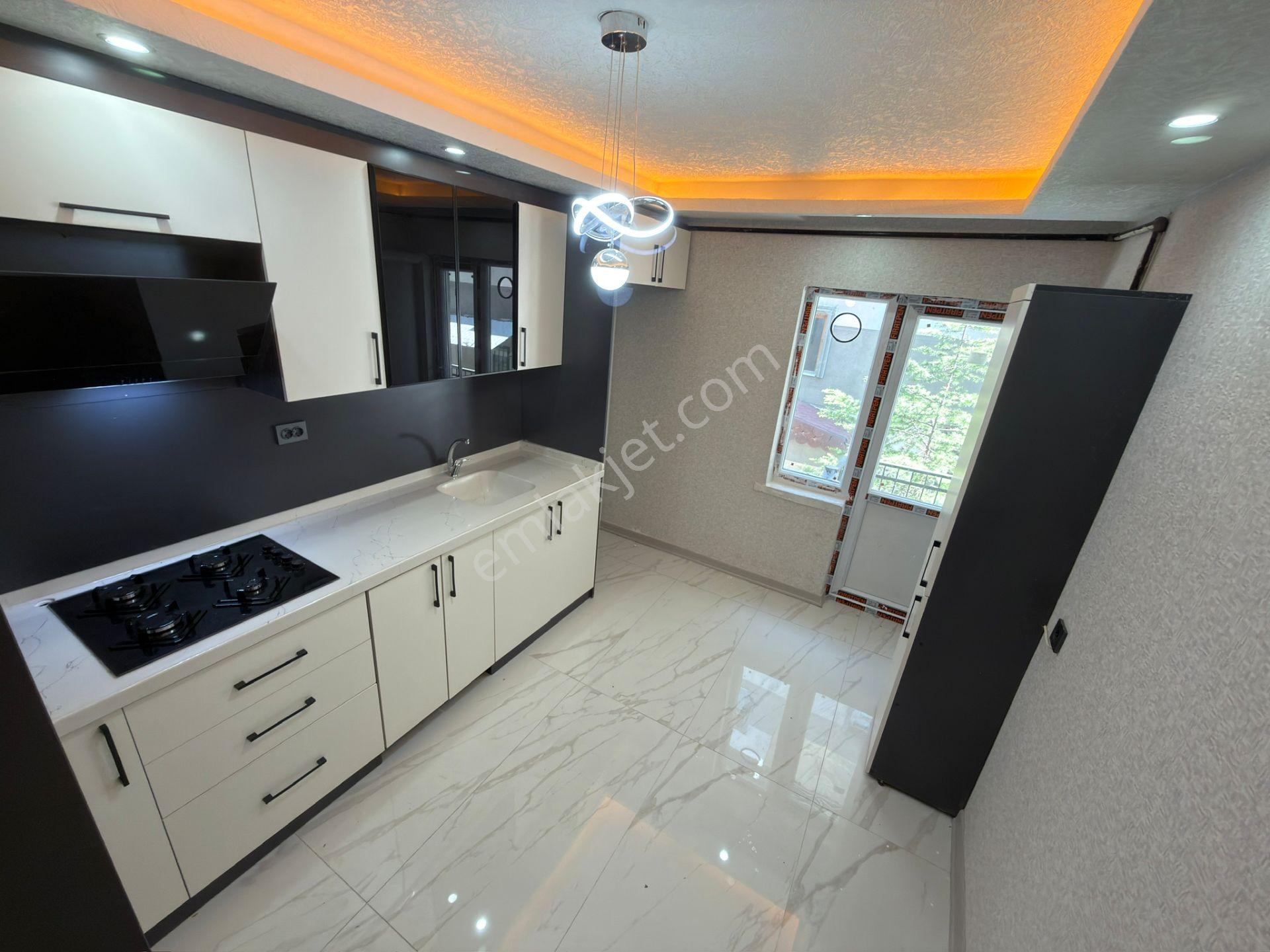 Sincan Plevne Mah 1.arakat 125m2 3+1 Masrafsız Satılık Daire — fotoğraf 2