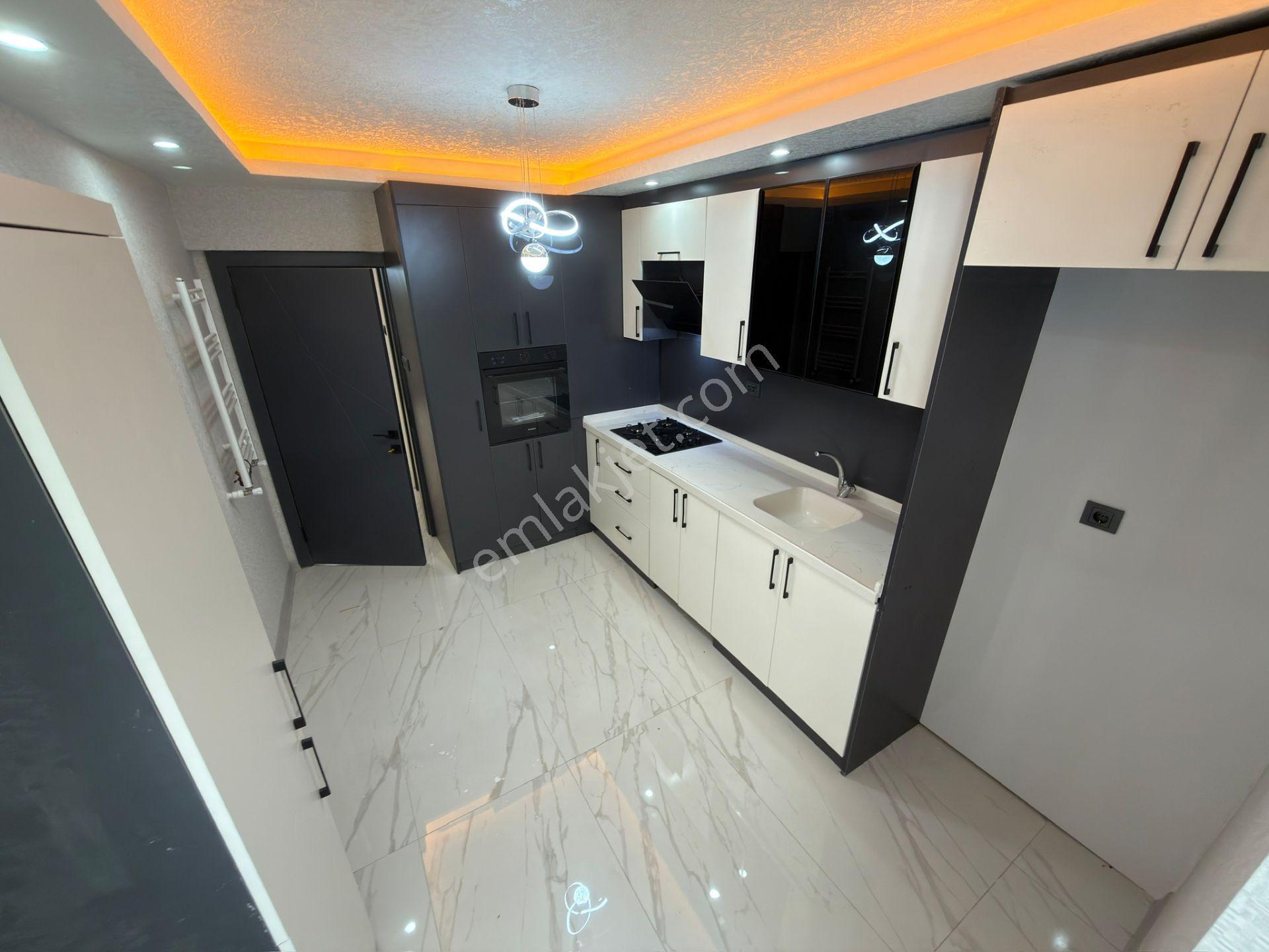 Sincan Plevne Mah 1.arakat 125m2 3+1 Masrafsız Satılık Daire — fotoğraf 5