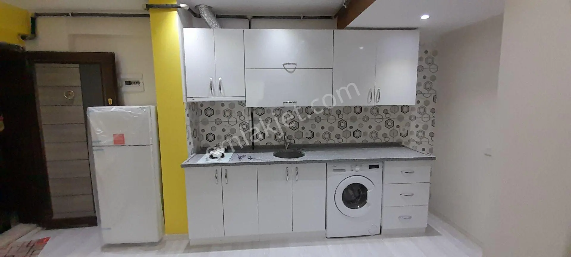 Ender Uysal Gayrimenkulden Asmalıevler De 2+1 Satılık Lüx Eşyalı Apart.. — fotoğraf 3