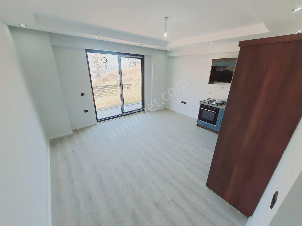 Uytundan Edremit'de Sitede Havuzlu Otoparklı 3+1 Bahçe Dubleksi — fotoğraf 6