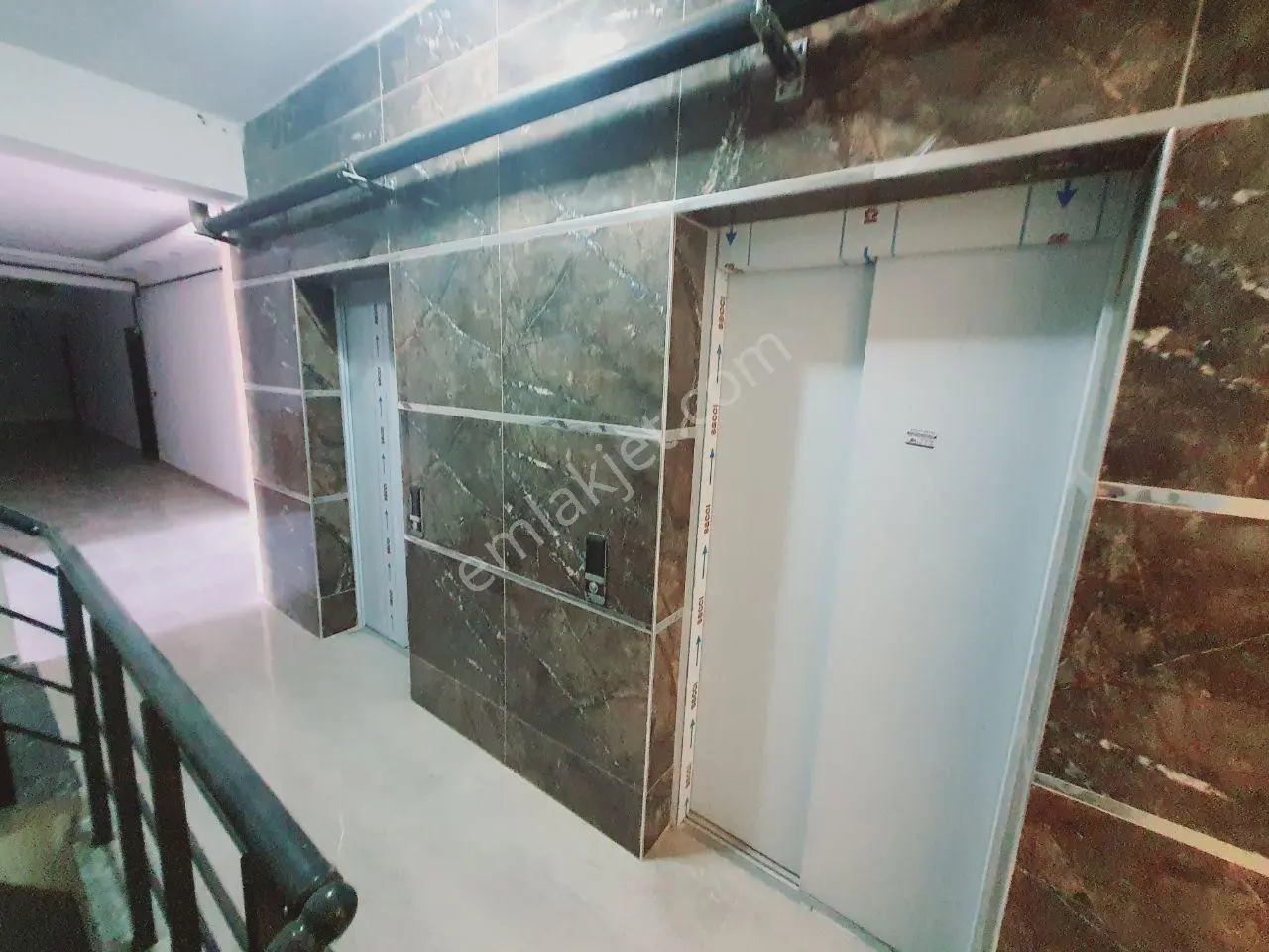 Uytundan Edremit'de Sitede Havuzlu Otoparklı 3+1 Bahçe Dubleksi — fotoğraf 14