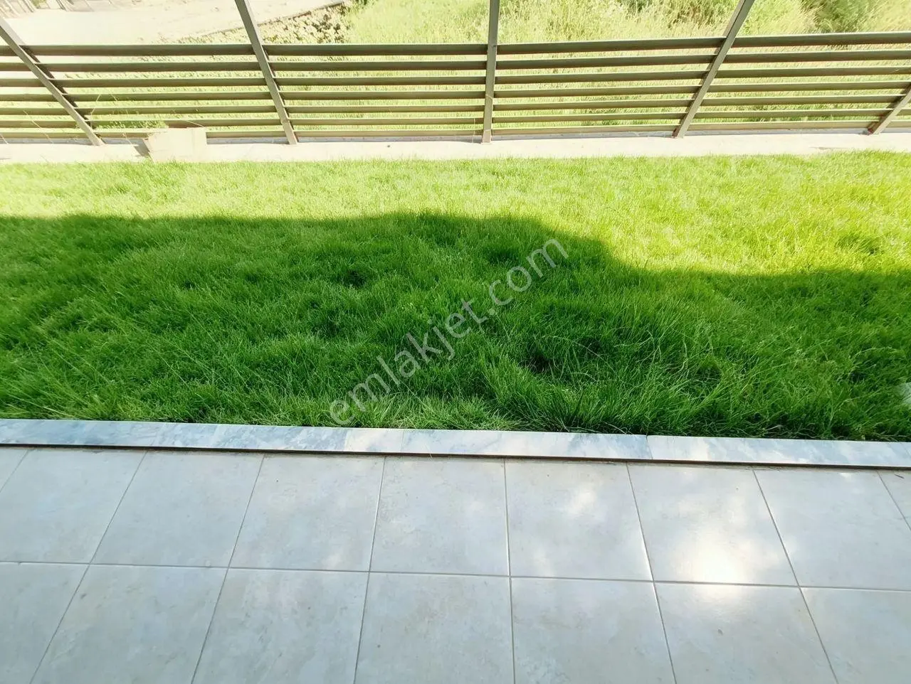 Uytundan Edremit'de Sitede Havuzlu Otoparklı 3+1 Bahçe Dubleksi — fotoğraf 27