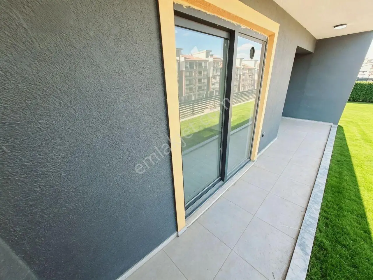 Uytundan Edremit'de Sitede Havuzlu Otoparklı 3+1 Bahçe Dubleksi — fotoğraf 34