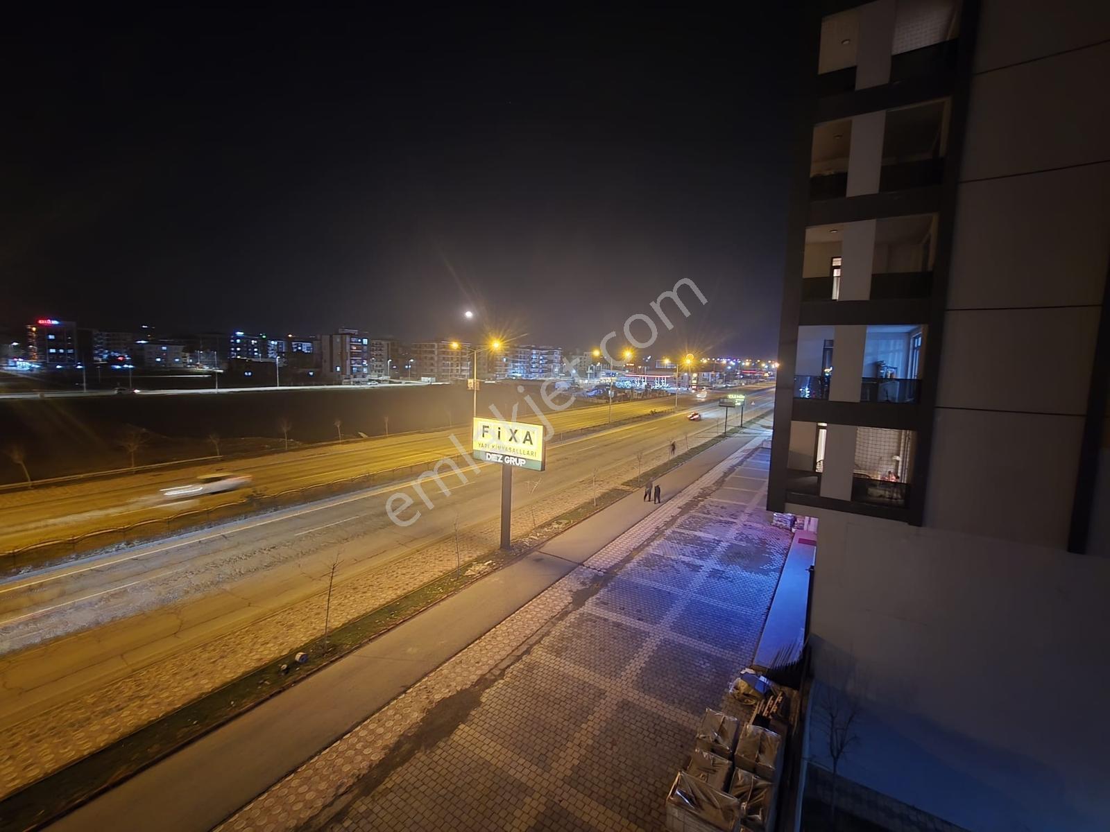 Çınar Emlak Yek Armoni Sitesinde Lüx Arakat Daire Satıyor — fotoğraf 16