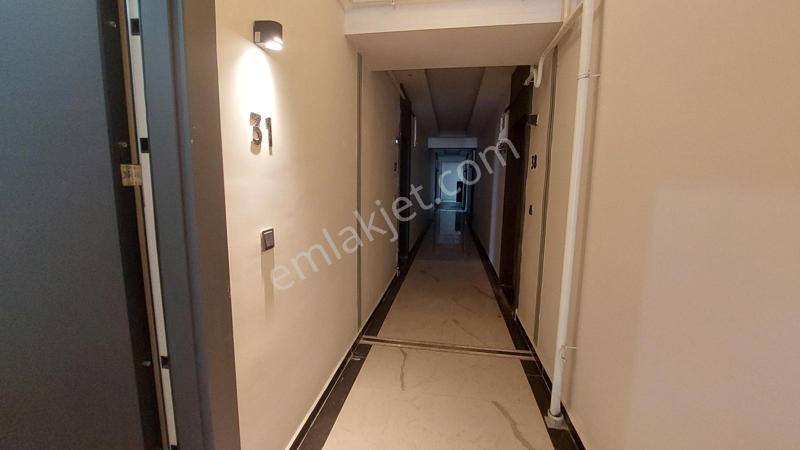 Remax Nadir'den Hastane Karşısı Aksu Plazada Satılık 1+1 — fotoğraf 4