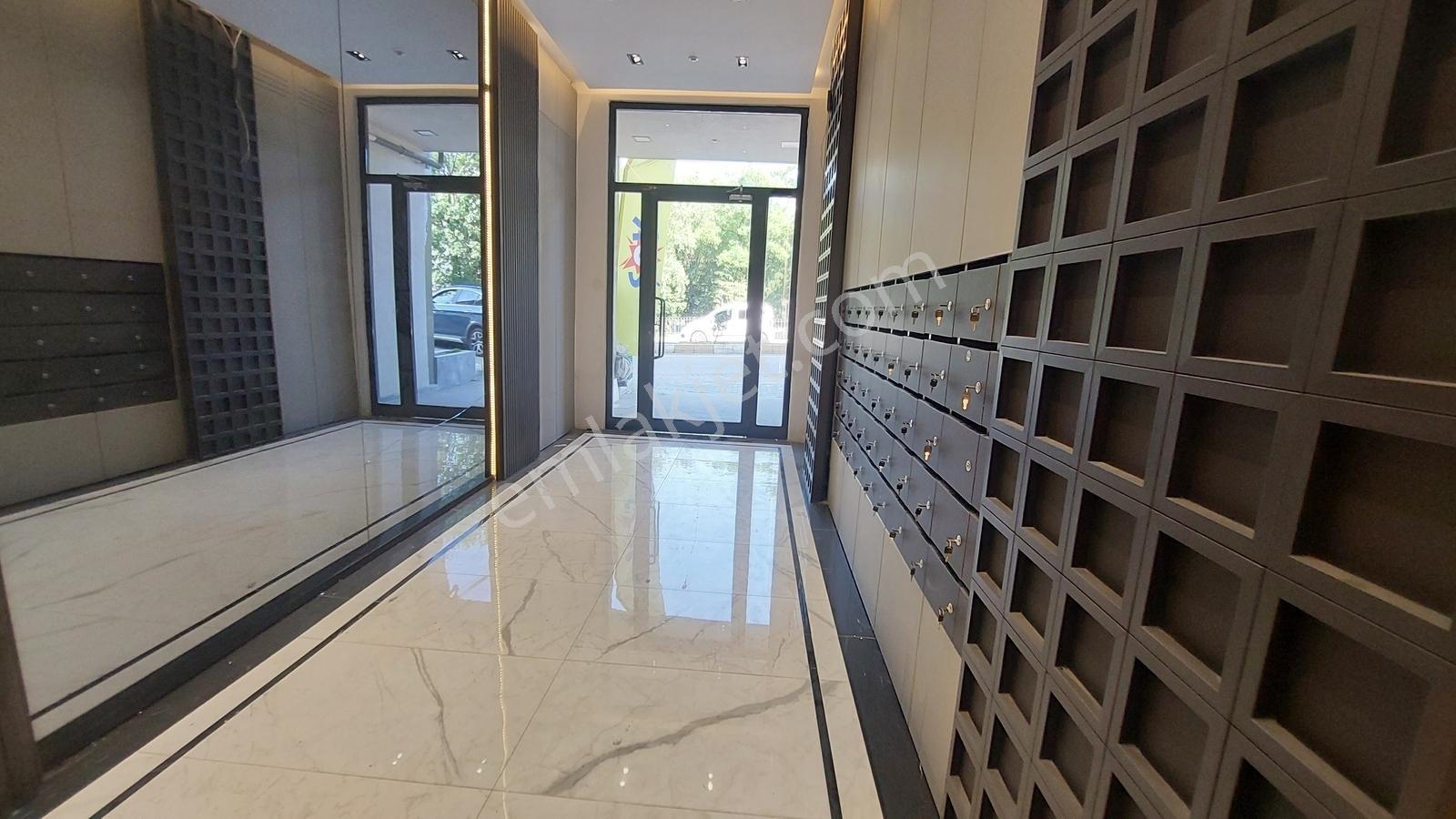 Remax Nadir'den Hastane Karşısı Aksu Plazada Satılık 1+1 — fotoğraf 24