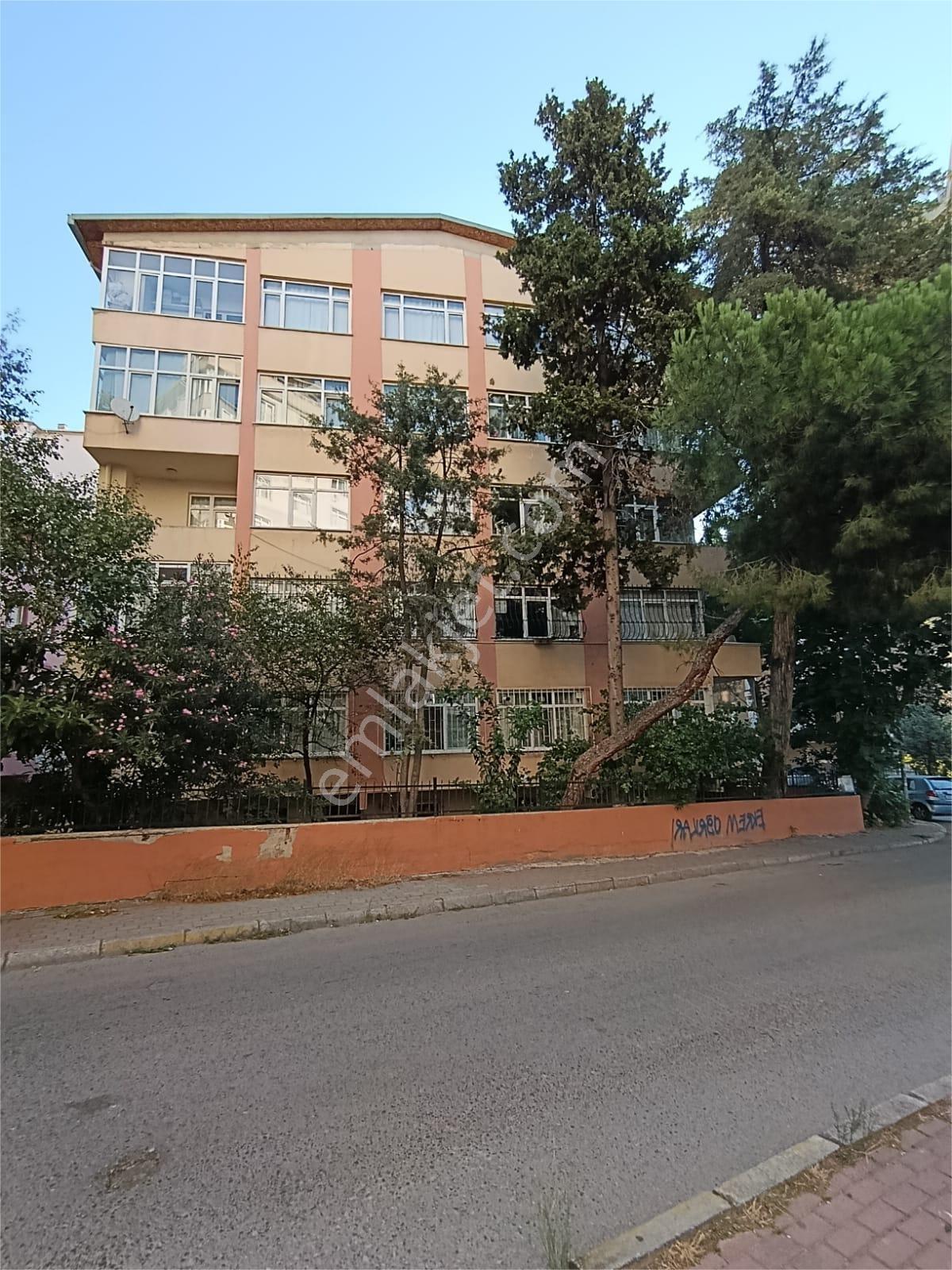 Maltepe Bağlarbaşında Merkezi Lokasyon 3+1 125m2 Satılık — fotoğraf 12