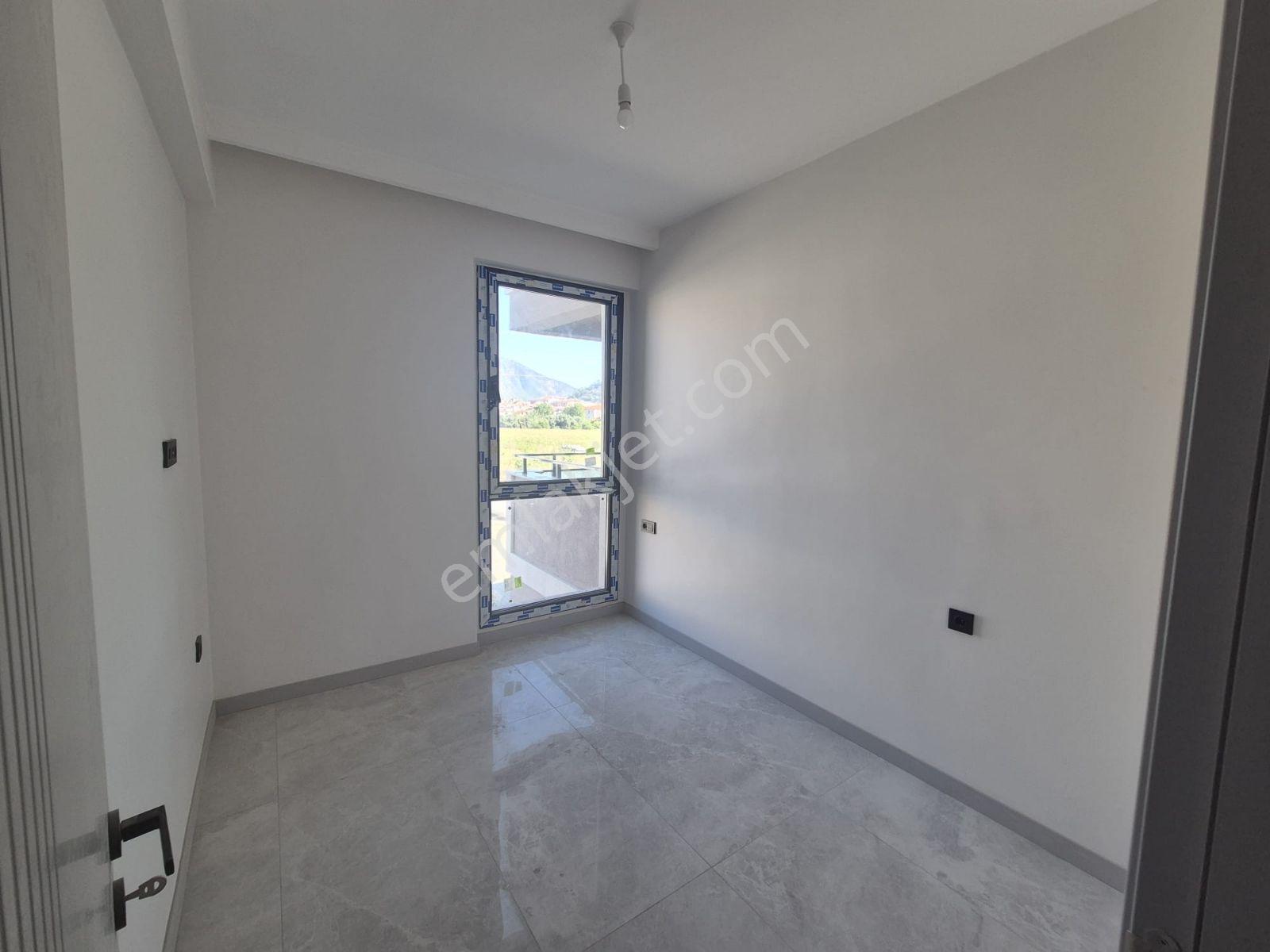 Rotam Emlak'tan Ortaca Havuzlu Sitede Satılık 2+1 Ara Kat Daire — fotoğraf 10