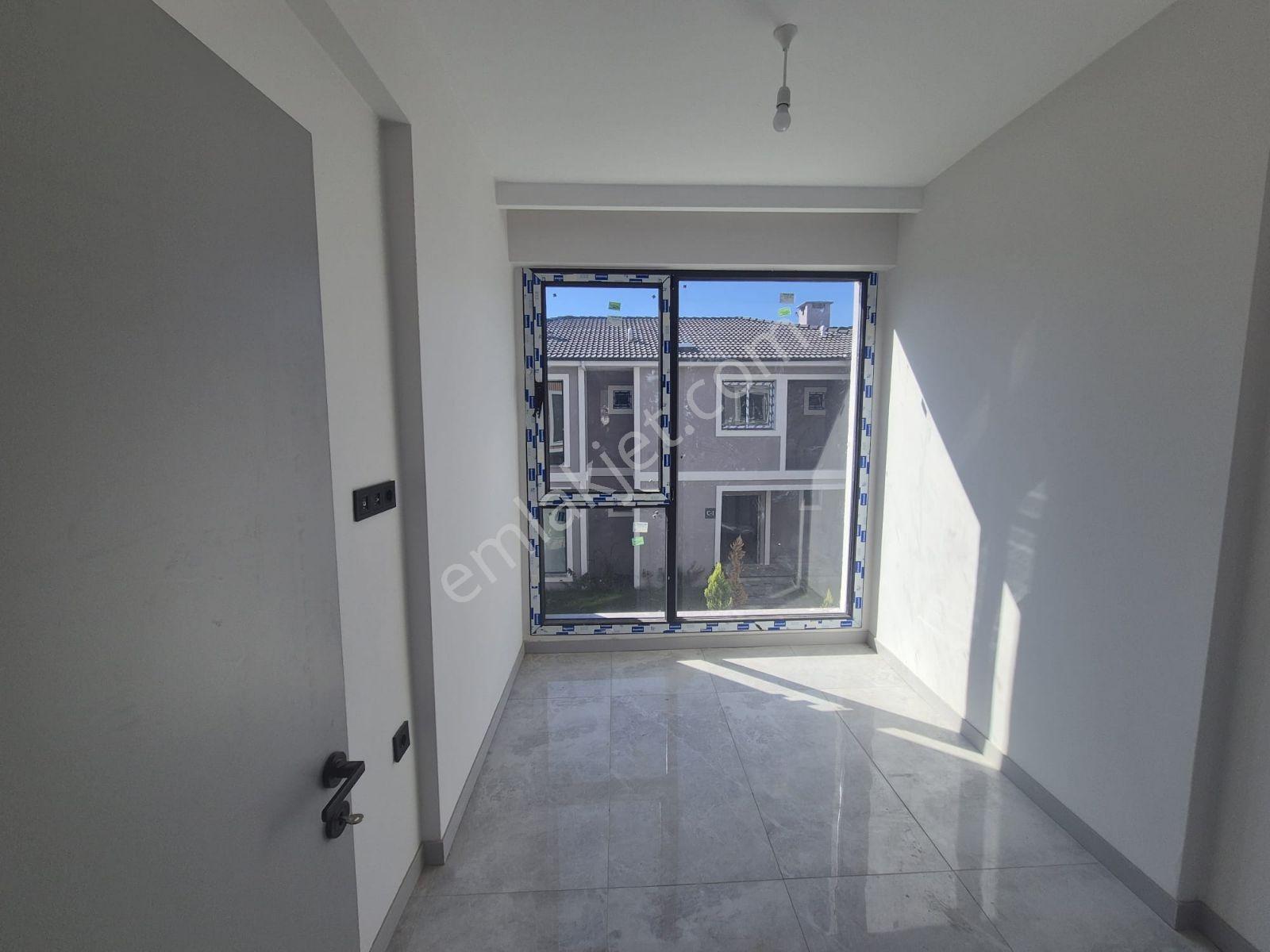 Rotam Emlak'tan Ortaca Havuzlu Sitede Satılık 2+1 Ara Kat Daire — fotoğraf 12