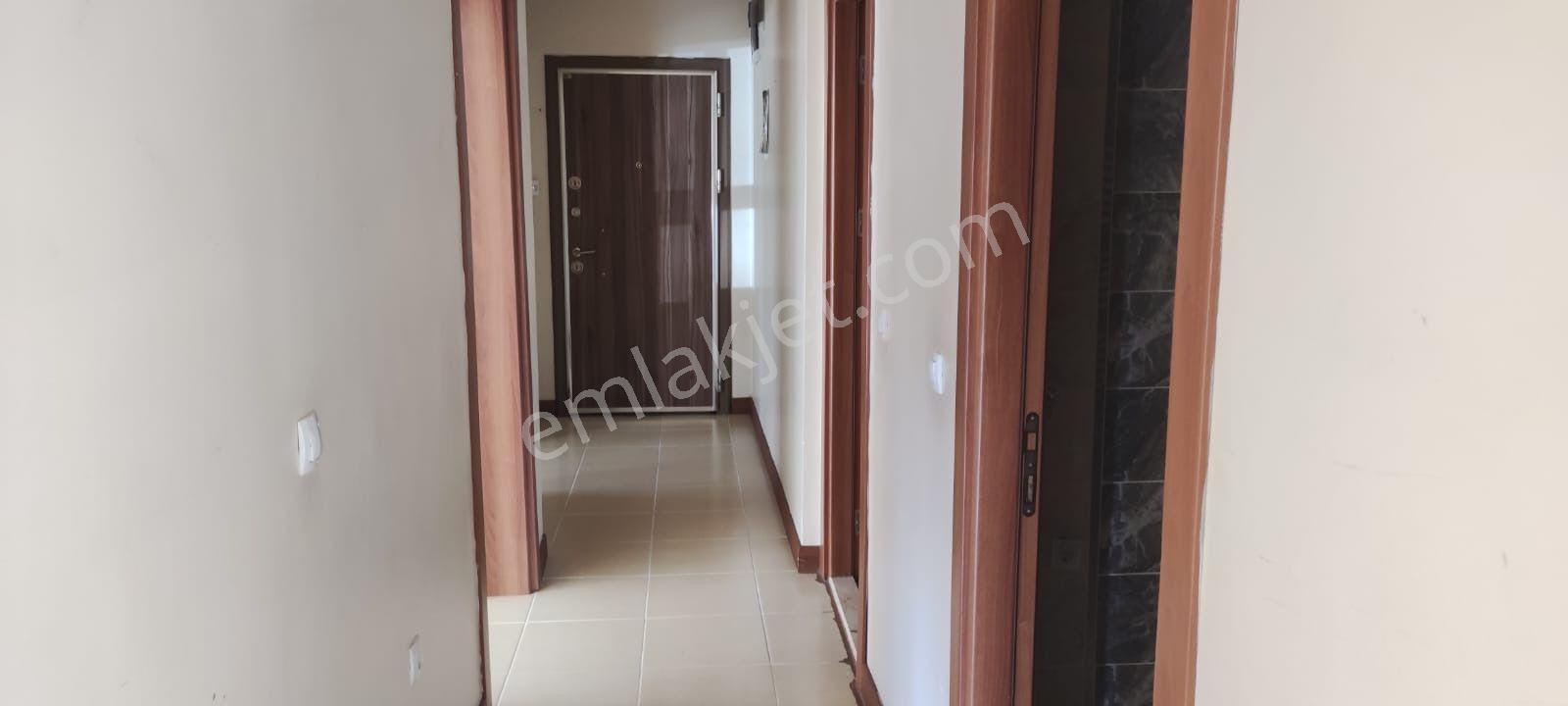 Ardahan Merkez’de Site İçinde 2+1 | 85 M² Net | Balkonlu | Krediye Uygun — fotoğraf 7