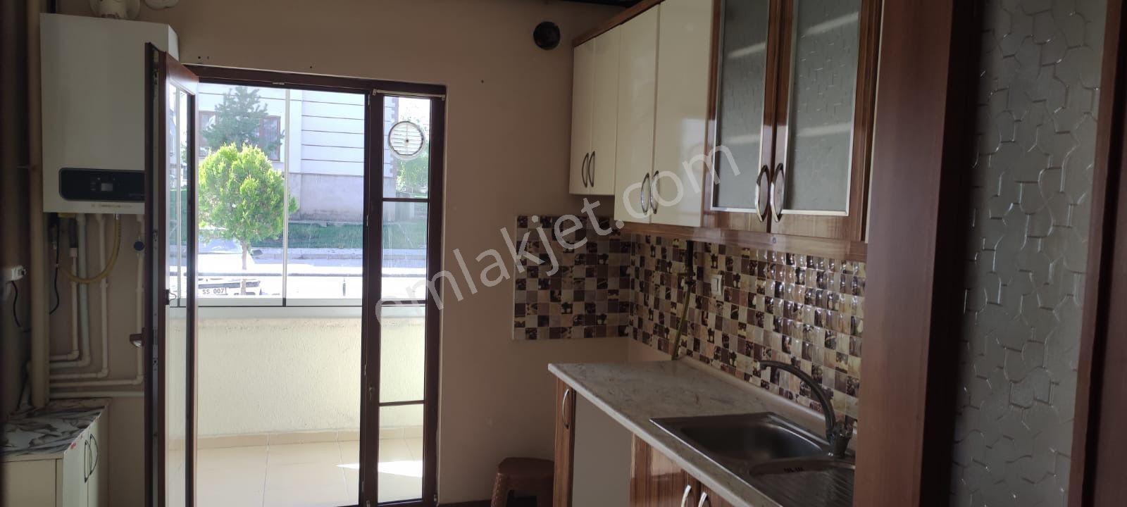 Ardahan Merkez’de Site İçinde 2+1 | 85 M² Net | Balkonlu | Krediye Uygun — fotoğraf 8