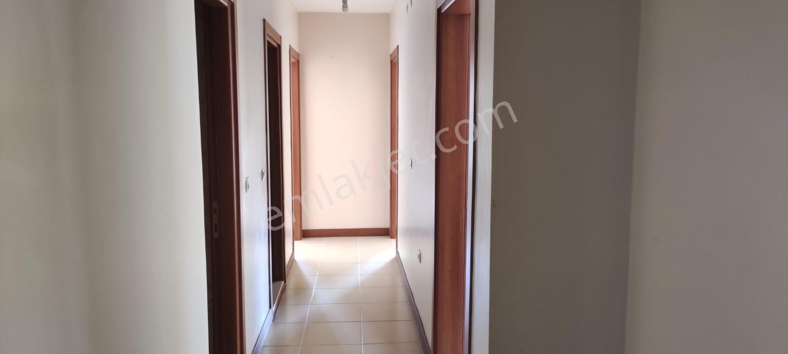 Ardahan Merkez’de Site İçinde 2+1 | 85 M² Net | Balkonlu | Krediye Uygun — fotoğraf 10