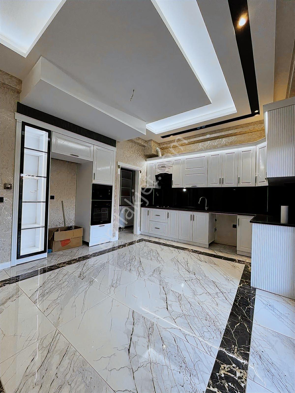 Erenköy'de Satılık Ultra Lüks Müstakil 5+1 Ve 700 M2 Villa — fotoğraf 31