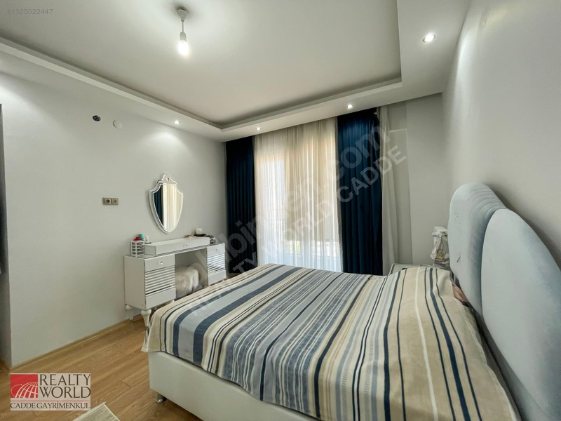 Rw'den Güngör Caddesi Milano Venüs Sitesinde 3+1 Satılık Daire — fotoğraf 7