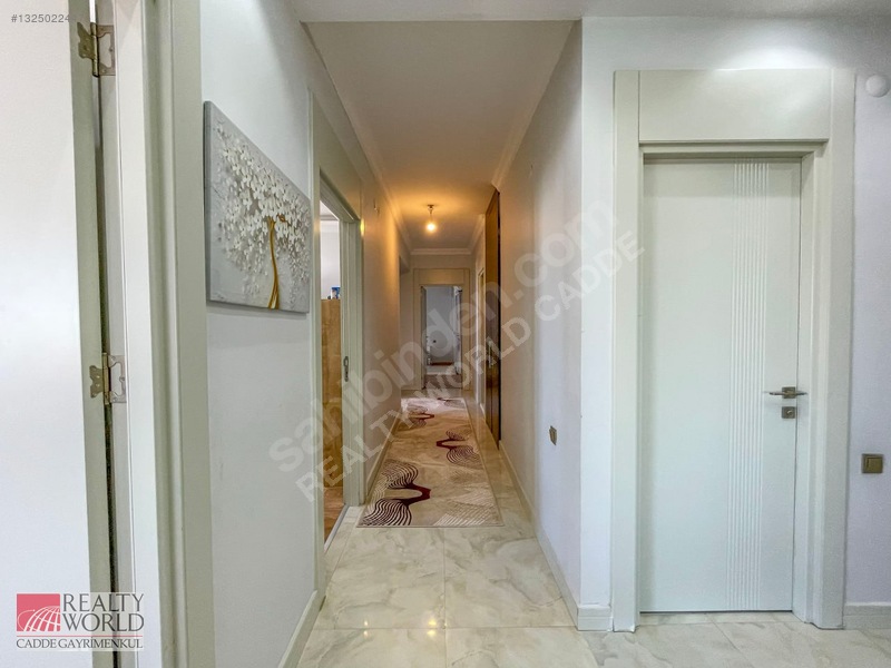 Rw'den Güngör Caddesi Milano Venüs Sitesinde 3+1 Satılık Daire — fotoğraf 15