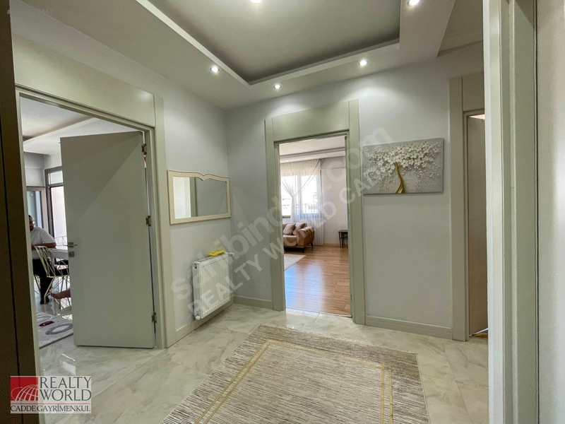 Rw'den Güngör Caddesi Milano Venüs Sitesinde 3+1 Satılık Daire — fotoğraf 17