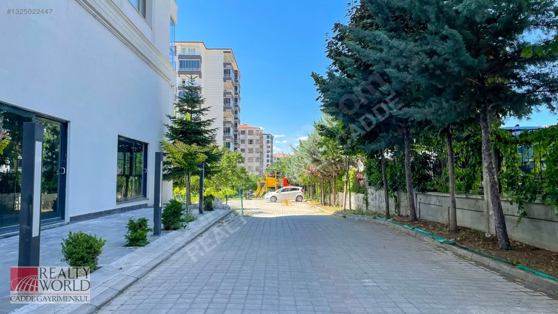 Rw'den Güngör Caddesi Milano Venüs Sitesinde 3+1 Satılık Daire — fotoğraf 23