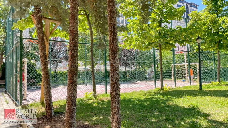Rw'den Güngör Caddesi Milano Venüs Sitesinde 3+1 Satılık Daire — fotoğraf 27