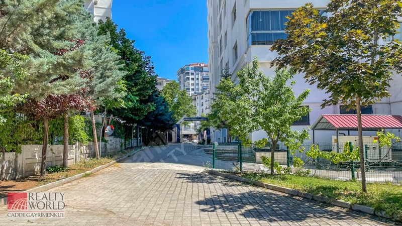 Rw'den Güngör Caddesi Milano Venüs Sitesinde 3+1 Satılık Daire — fotoğraf 29
