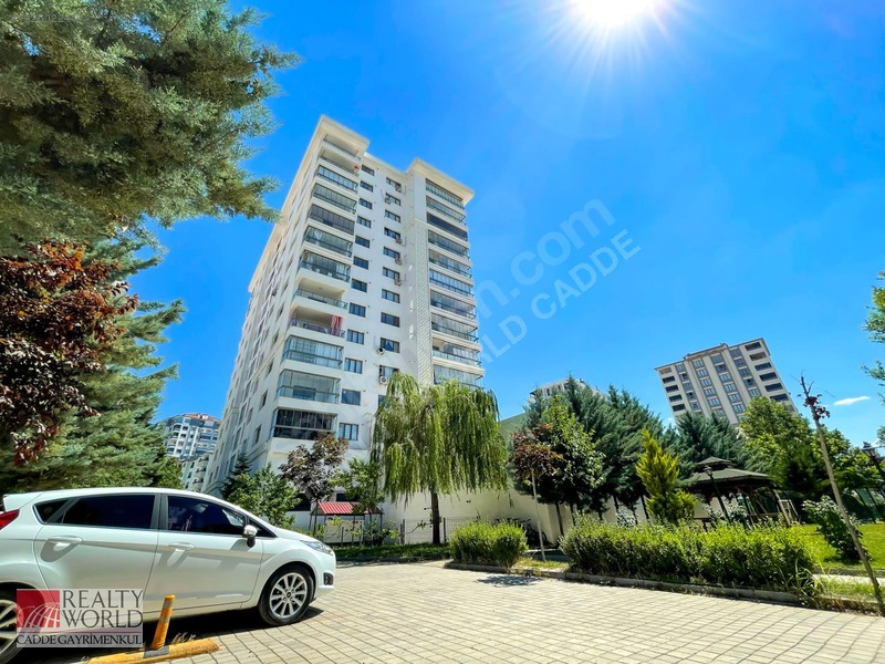 Rw'den Güngör Caddesi Milano Venüs Sitesinde 3+1 Satılık Daire — fotoğraf 30