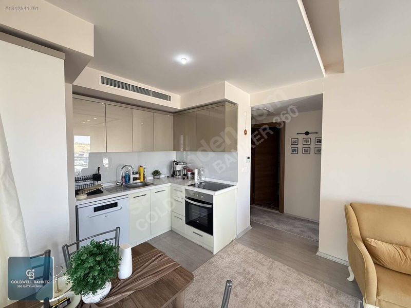 Çiğli Marka 333 Sitesinde Büyük Tip Eşyasız Kiralık 1+1 Daire — fotoğraf 8