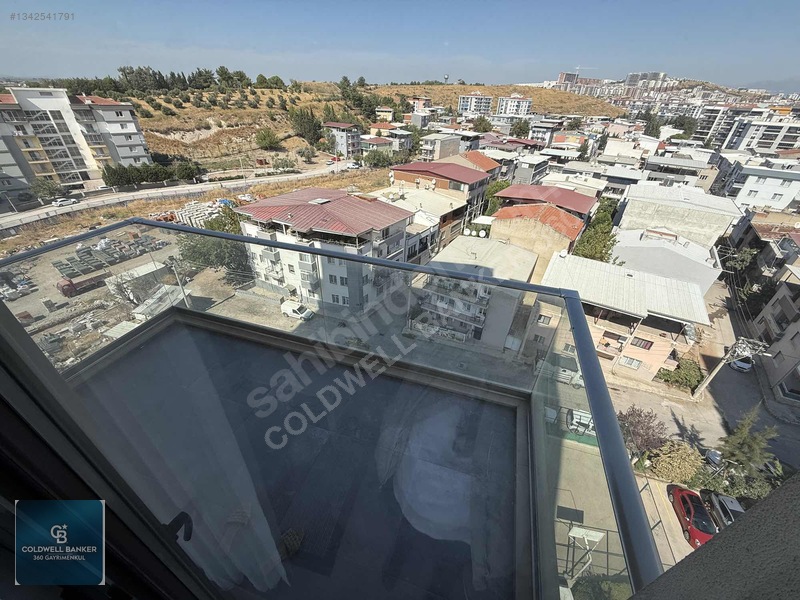 Çiğli Marka 333 Sitesinde Büyük Tip Eşyasız Kiralık 1+1 Daire — fotoğraf 10