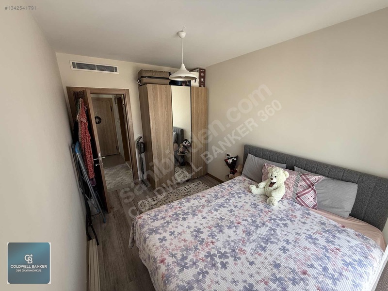 Çiğli Marka 333 Sitesinde Büyük Tip Eşyasız Kiralık 1+1 Daire — fotoğraf 12