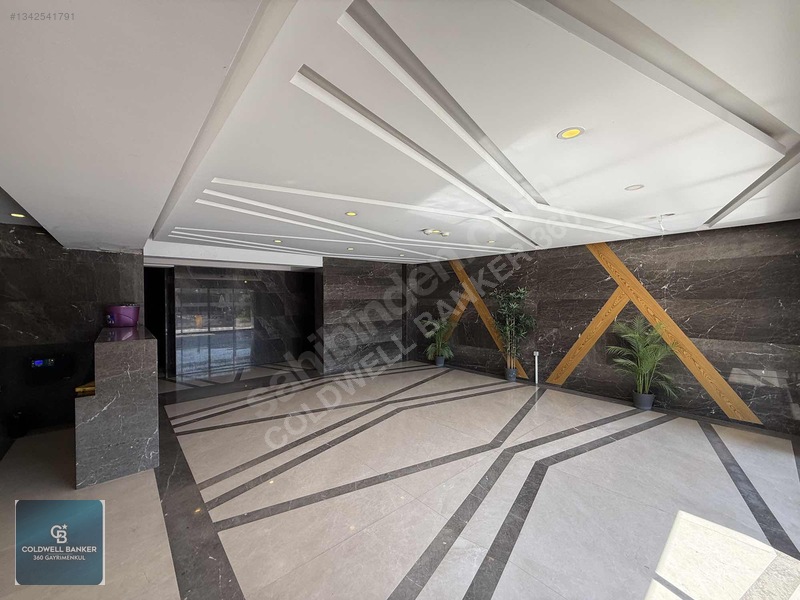 Çiğli Marka 333 Sitesinde Büyük Tip Eşyasız Kiralık 1+1 Daire — fotoğraf 19