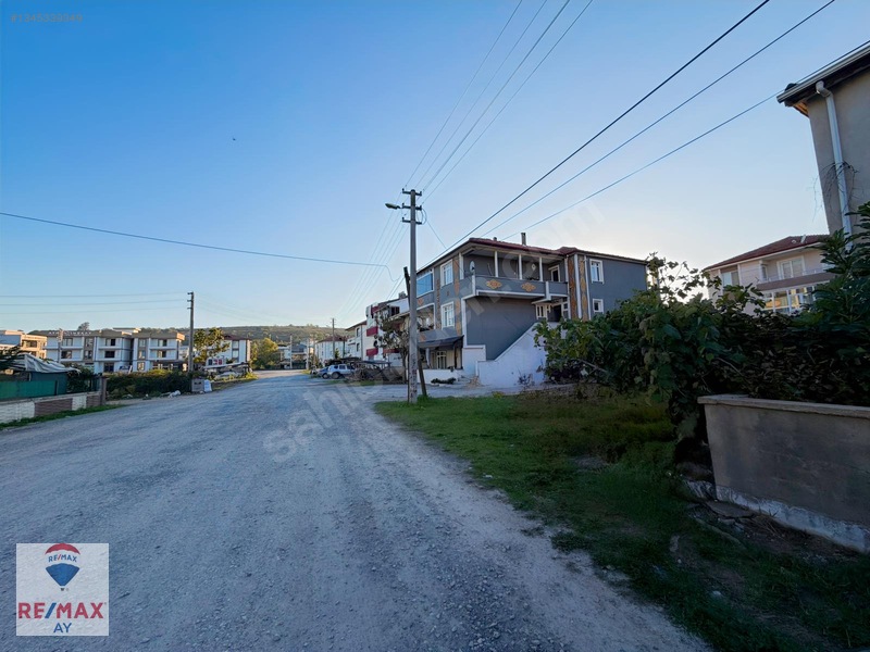 Gülşen Palta'dan Karasu Aşağıaziziye Mah.satılık 329 M2 Arsa — fotoğraf 7