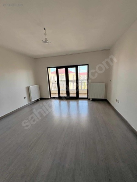 Fırat Mah Kiralık 3+1 Daire — fotoğraf 3