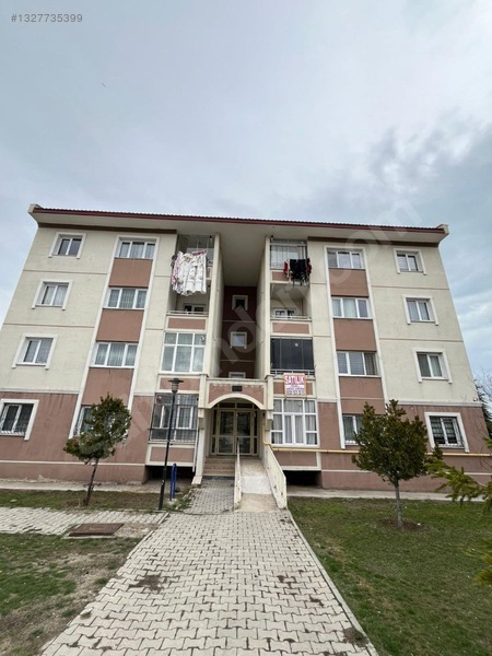 Sahilkent Mahallesi'Nde 3+1 Kiracılı Ara Kat