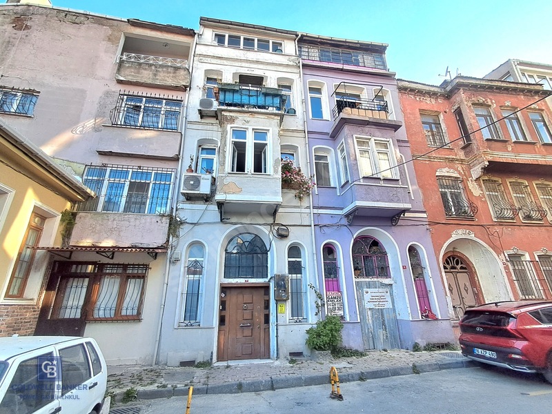 Samatya'da Deniz Manzaralı | 2. Derece Tarihi Eser Satılık Bina — fotoğraf 2