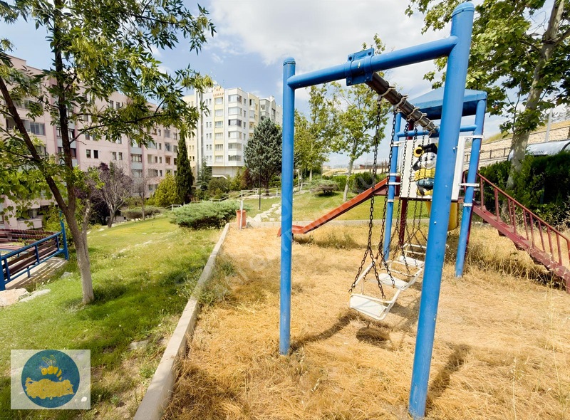 "emek Dayanışma Sit. İskanlı, 3+1, Eminevim & Fuzulev' E Uygun." — fotoğraf 54