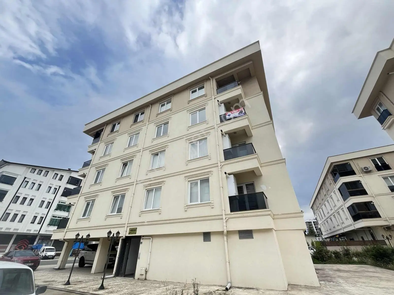 Remax Nadir'den Ordu Altınordu Cumhuriyet Mah. 2+1 Satılık Daire