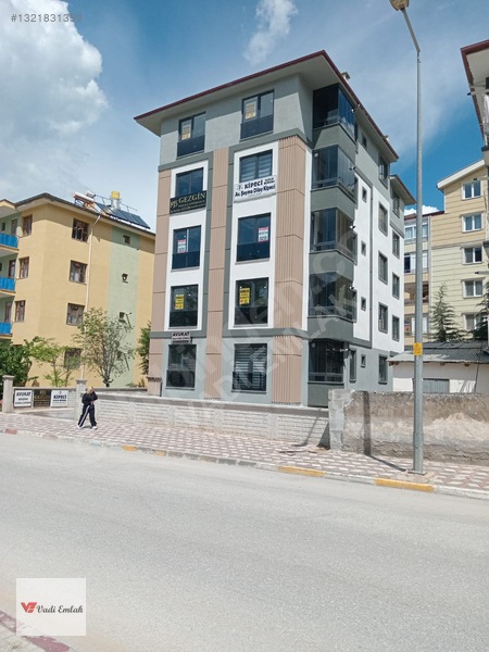 Adliye Arkasında Satılık 1+1 Lüks Daireler
